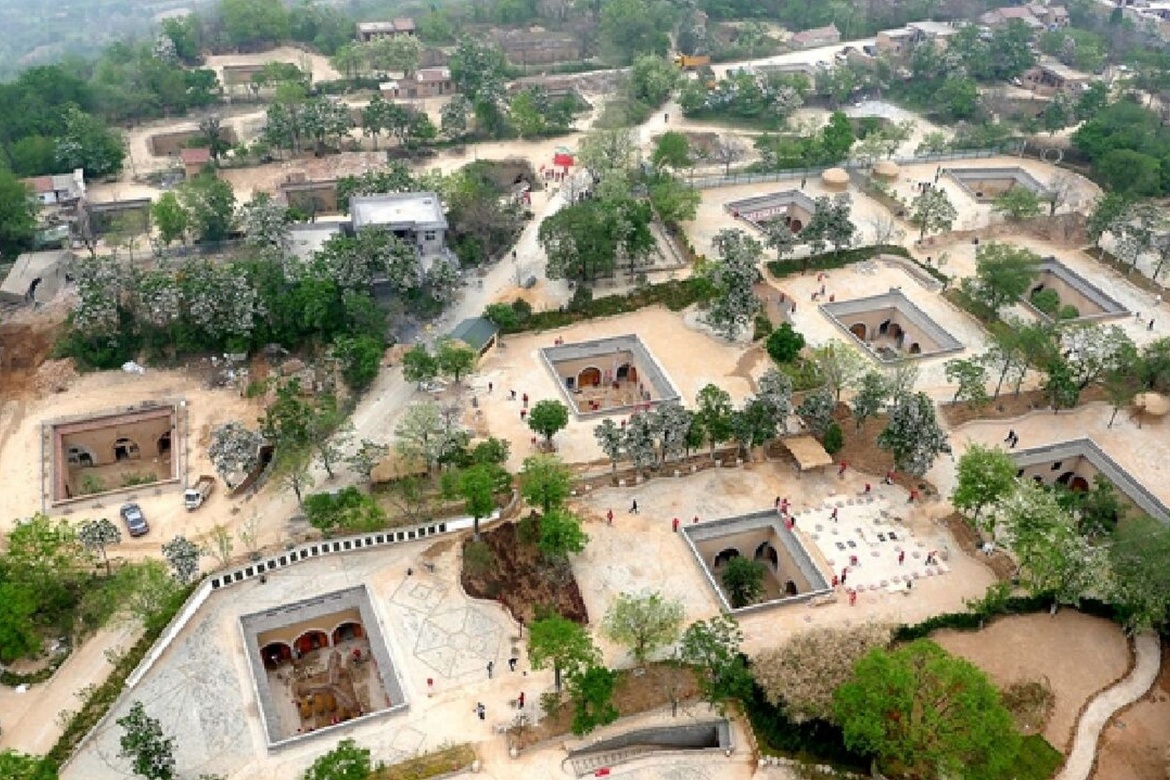 Shanzhou Earth-Pit Courtyard